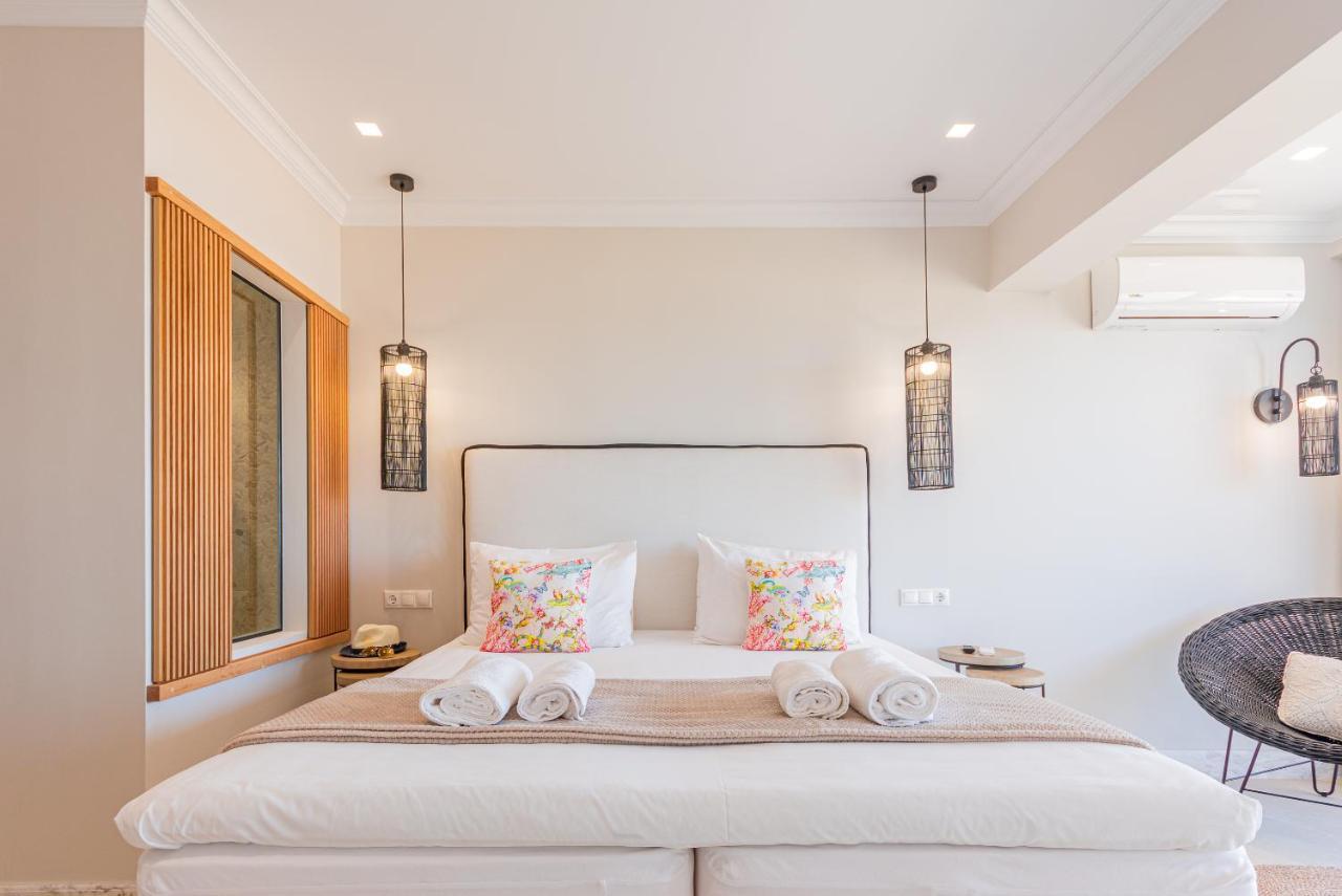 Aparthotel Pyrgos Blue Malia Esterno foto
